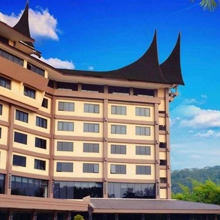 Kyriad Bumiminang Hotel Padang  Zewnętrze zdjęcie