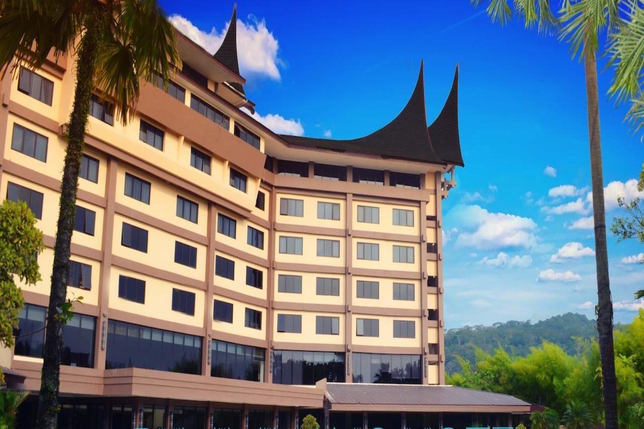Kyriad Bumiminang Hotel Padang  Zewnętrze zdjęcie