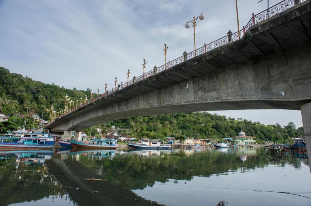 Kyriad Bumiminang Hotel Padang  Zewnętrze zdjęcie