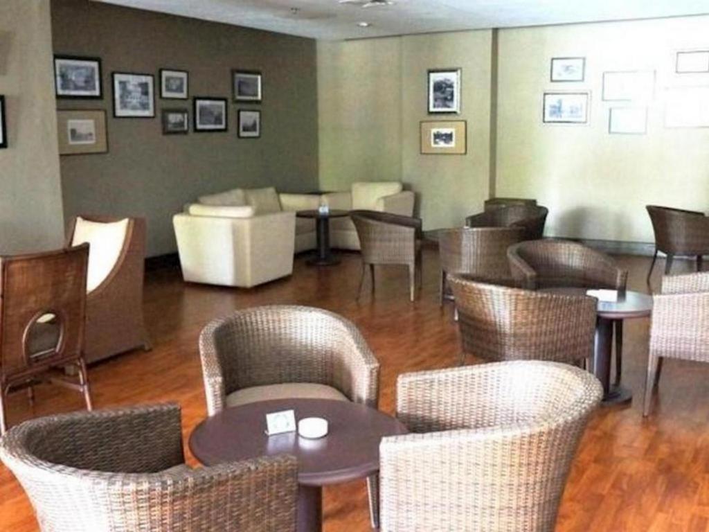 Kyriad Bumiminang Hotel Padang  Zewnętrze zdjęcie