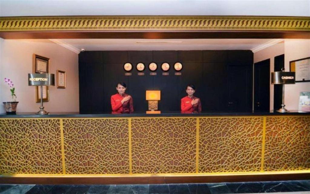 Kyriad Bumiminang Hotel Padang  Zewnętrze zdjęcie