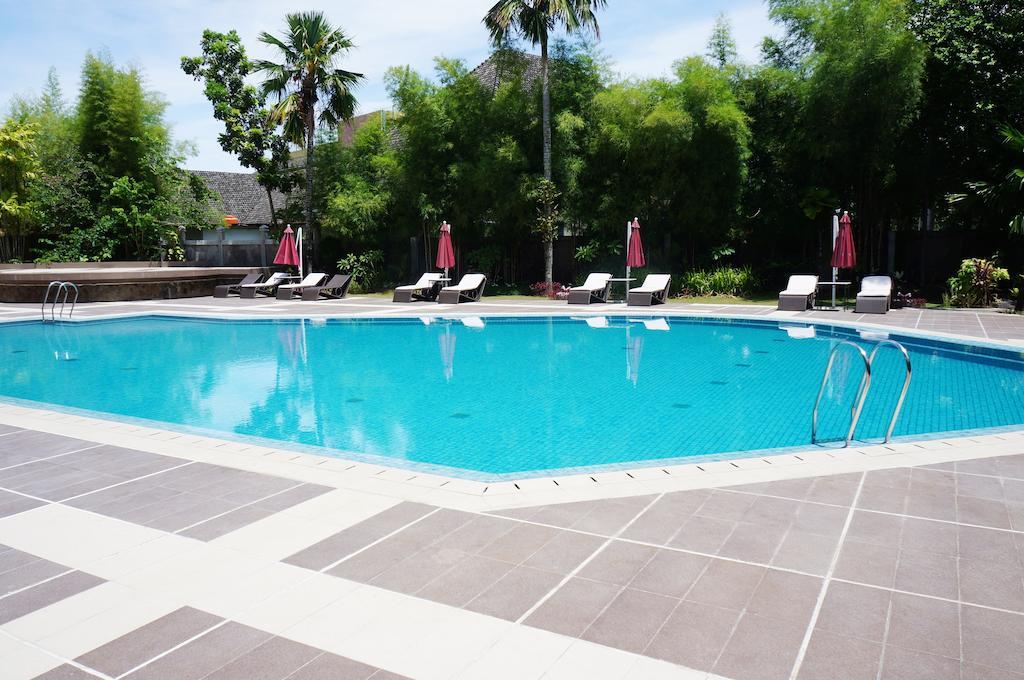 Kyriad Bumiminang Hotel Padang  Zewnętrze zdjęcie