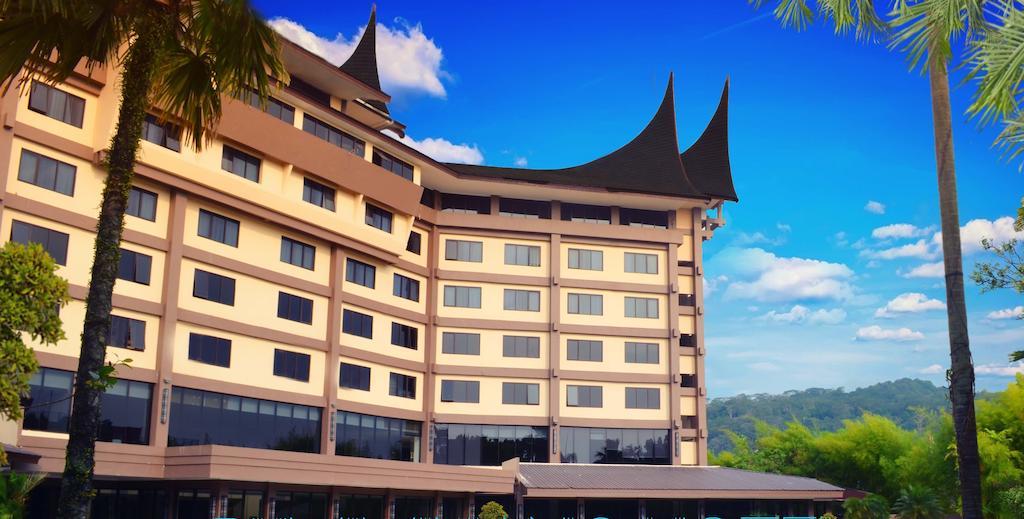 Kyriad Bumiminang Hotel Padang  Zewnętrze zdjęcie